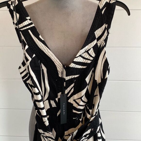 Tahari black & white jumpsuit with pockets - Picture 3 of 8